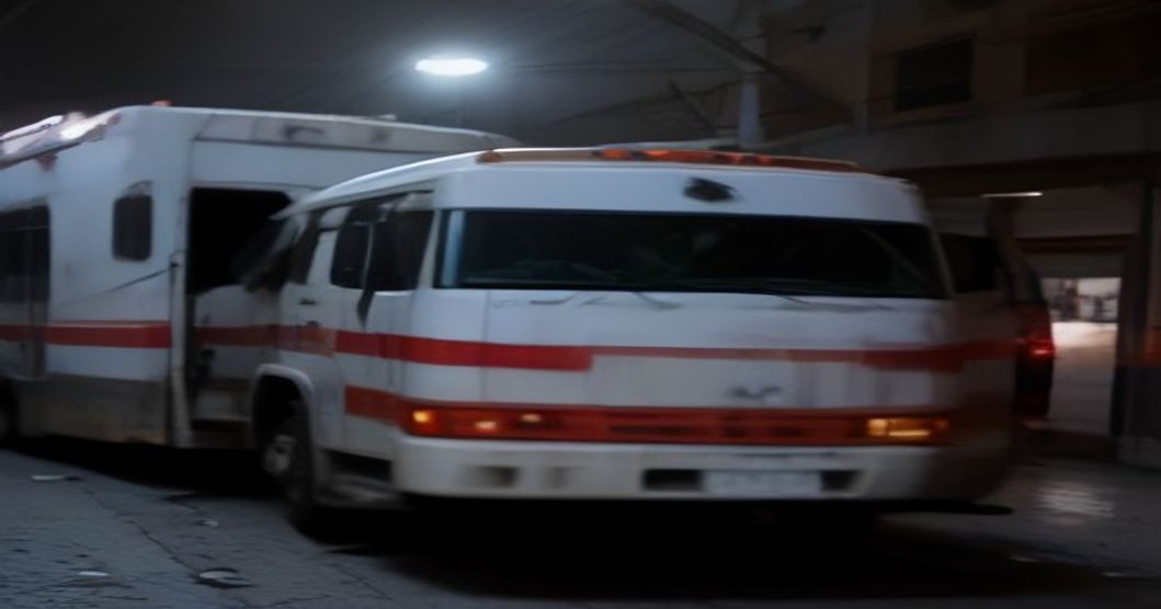 تصعيد جديد في وسط غزة: خمس إصابات إحداها خطيرة جراء قصف إسرائيلي مستهدف في دير البلح